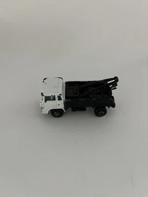Vintage 70’s Yatming Wrecker Tow Truck White & Black DieCast - Hong Kong - Image 1 of 4