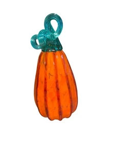 Hand Blown Art Glass Gourd Orange With Green Curly Stem Fall Autumn Squash 7” - Picture 1 of 5