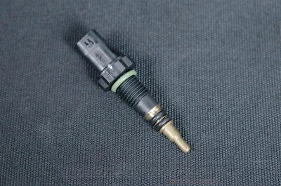 475Km 7797957 BMW F30 316D-335D G30 530D Coolant Temperature Sender Sensor Foto 1 de 4