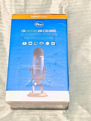 Logitech Blue Yeti Multi-Pattern Premium USB Microphone in Midnight Blue - Image 1 of 4