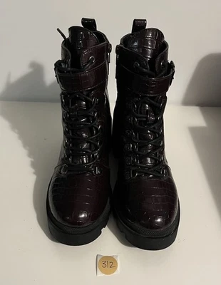 Botas de media pantorrilla cocodrilo marrón azúcar para mujer talla 7 1/2M exc. Estado Foto 1 de 4