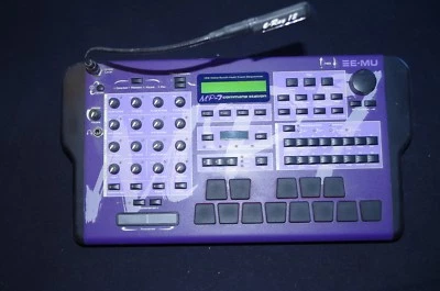 Emu MP7 Command Station - Bild 1 von 2