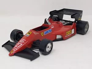 Burago Made IN Italy / Ferrari F1 126 C4 (1984) Michele Alboreto / Escala 1:24 - Imagen 1 de 11