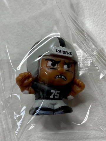 Howie Long 2022 NFL Teenymates Legends Oakland Raiders Figure 1” NEW SEALED Cover