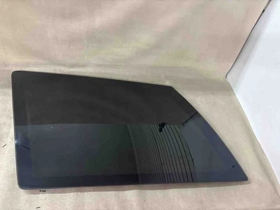 Grand Cherokee 1999 cuarto trasero de vidrio lado del conductor privacidad Foto 1 de 4