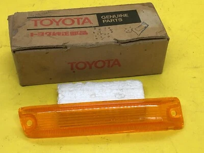 Lente indicadora delantera izquierda genuina Toyota Cressida RX30 MX32 1976-1980 NUEVO DE STOCK Foto 1 de 4