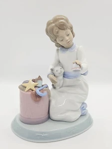 LLADRO Night Before Christmas Figurine 6.25” Ringing in the Season #6671 No Box - Picture 1 of 13