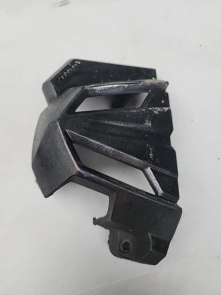 Cubierta de piñón delantera Kawasaki Ninja 300 2013 - 2017 OEM 14026-0096 Foto 1 de 4