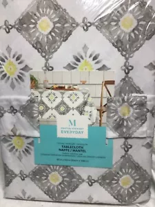 MARTHA STEWART TABLECLOTH EVERYDAY 60 X 102 INDOOR OUTDOOR GRAY YELLOW MEDAL NIP - Picture 1 of 2