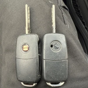 GENUINE SEAT 3 BUTTON REMOTE FLIP KEY FOB IBIZA LEON ETC! TESTED 7N5 837 202 H - Picture 1 of 2
