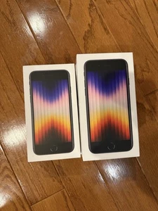 Apple iPhone SE3 Prepaid Smartphone locked to US Cellular - Picture 1 of 2