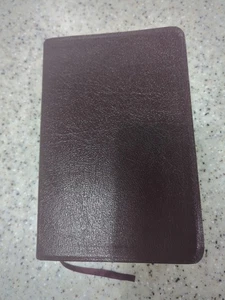 HOLY BIBLE New International Version Reference Edition Red Letter 1988 Gold Edge - Bild 1 von 3