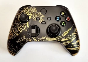Custom Xbox Series X/S Controller - Great Wave of Kanagawa - Black & Gold *NEW* - Picture 1 of 3