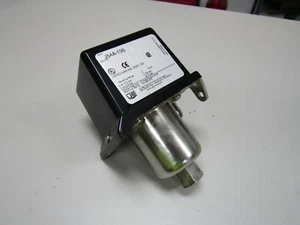 INTERRUPTOR DE PRESIÓN UNITED ELECTRIC UE J54A-156 0-100 PSI - Imagen 1 de 5