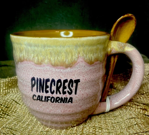 5.”1/2 PineCrest Mug/Pink&HoneyBrown w Spoon Microwavable Cover