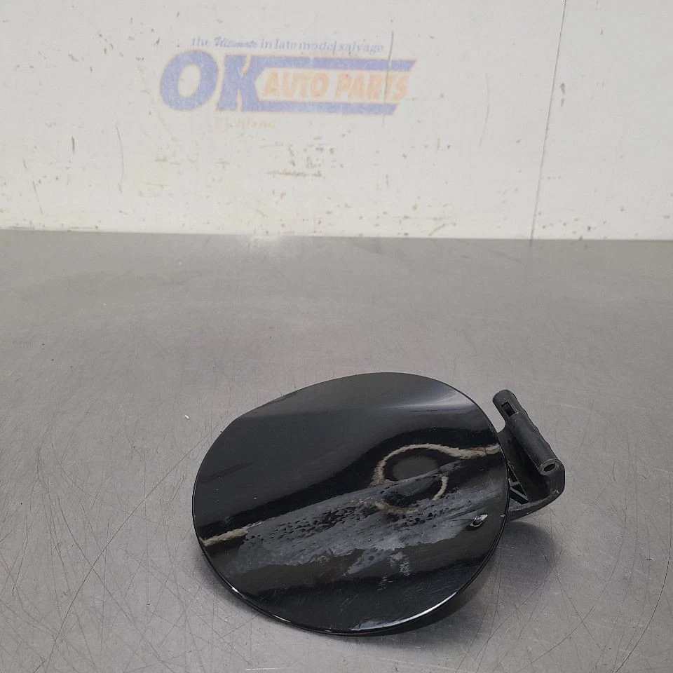 07 2007 BMW Z4 SI PORTA DE ENCHIMENTO DE COMBUSTÍVEL PRETA  - Imagem 1 de 4