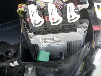 9666729580 CENTRALINA MOTORE / 163295 PER PEUGEOT 308 I 4A_, 4C_ 1.6 HDI - Immagine 1 di 4