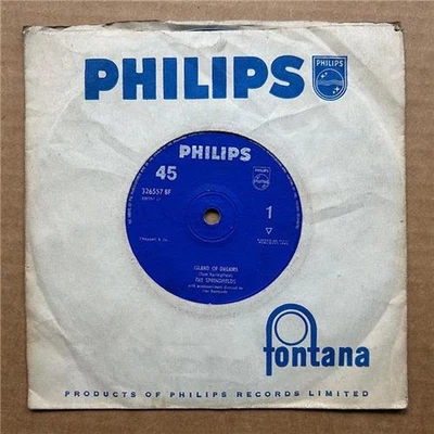 SPRINGFIELDS ISLAND OF DREAMS 7" 1962 with the johnson boys - nice copy UK - Image 1 of 2
