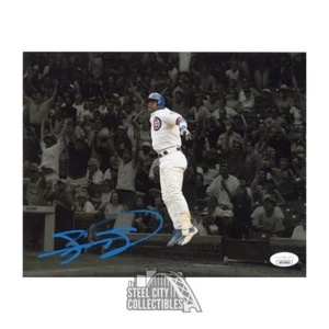 Sammy Sosa Autographed Chicago 8x10 Baseball Photo - JSA (Home Run Jump) - Picture 1 of 1