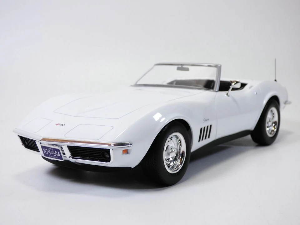 Chevrolet Corvette C3 Cabriolet Blanc Can Am 1/18 Foto 1 de 1