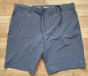 Hang Ten Men's Shorts Quick Dry Stretch Size 40 GRAY LINES - Picture 1 of 3
