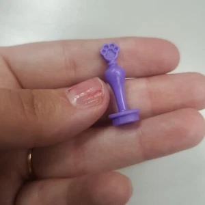Barbie bambola ricambio moderna a scatto casa delle bambole cane cucciolo colone bottiglia profumo - Foto 1 di 3
