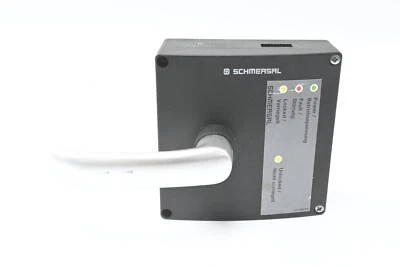 Accionador de manija de puerta Schmersal AZ/AZM 200-B30-RTAG1P31 (101208917) Foto 1 de 3