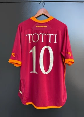 AS ROMA ITALY 2006/2007 HOME FOOTBALL SHIRT JERSEY MAGLIA DIADORA #10 TOTTI —XXL - Image 1 of 4