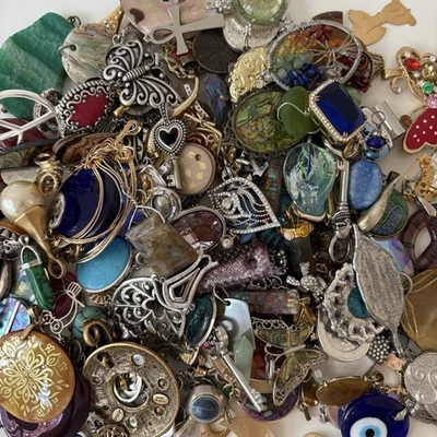 200+ Lot Of Pendants And Charms Vintage Modern Glass Crystal Bead Jewelry Making - Image 1 of 4