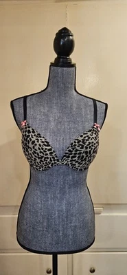 Betsey Johnson Leopard Print Convertible Bra – Size 34D - Image 1 of 4