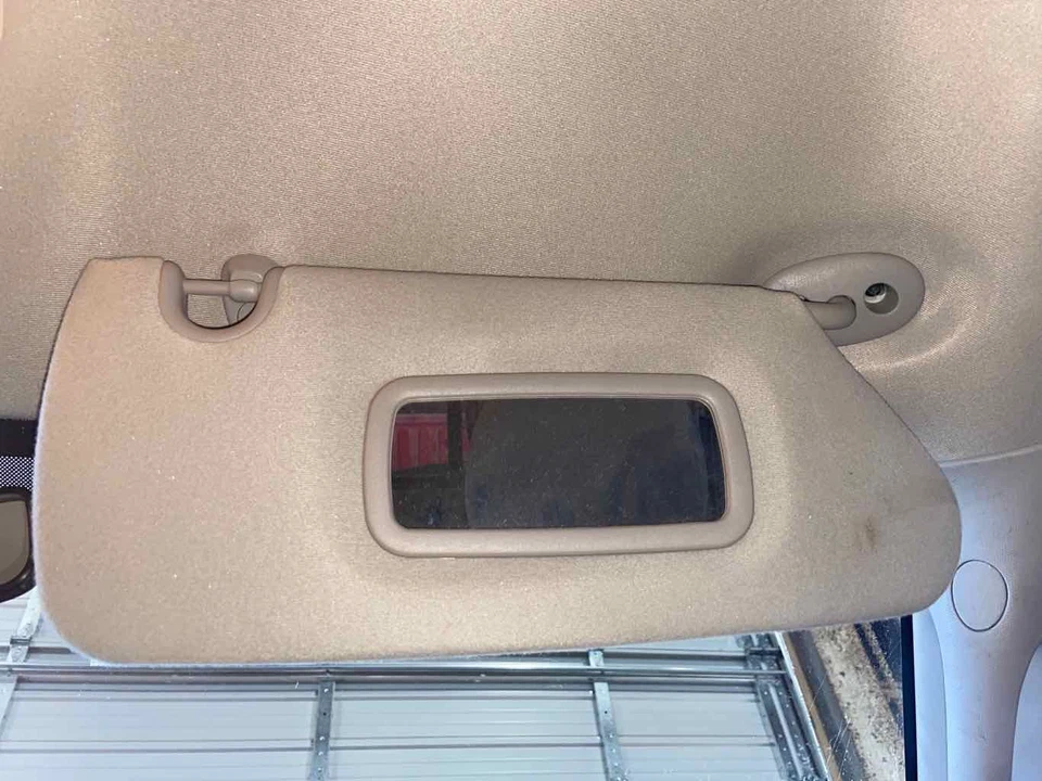 Used Right Sun Visor fits: 2006 Dodge Dakota Extended Cab 4 Dr Right Grade A Foto 1 de 4