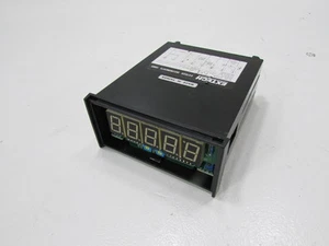 EXTECH 4028 TEMPERATURE INDICATOR - Picture 1 of 3