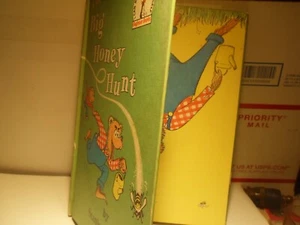 RARE PRINTED UPSIDE DOWN The Big Honey Hunt Berenstain  1962 FIRST EDITION HB - Picture 1 of 20