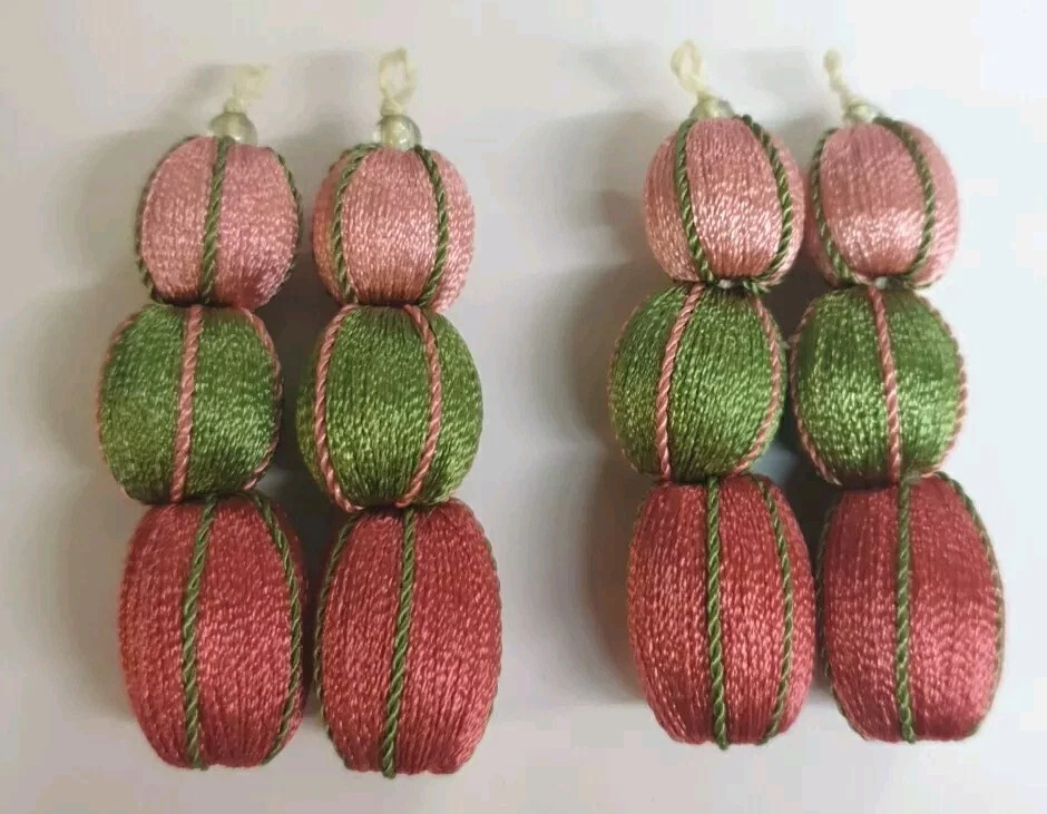 BIEN ADORNOS 2 PARES 3 CUENTAS COLOR FRESA.VERDE.ROSA REF 39.P3FVR Foto 1 de 1