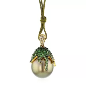 Anhänger "Knospe" mit traumschöner Tahiti-Perle und Tsavorit 750-Gelbgold - Bild 1 von 2