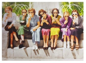 Tarjeta de felicitación de cumpleaños - mujeres comiendo helado - Imagen 1 de 2