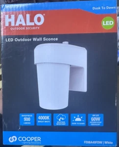 Halo Outdoor Security LED Dusk-to-Dawn Outdoor Wall Sconce White 900 Lumen 4000k - Picture 1 of 1