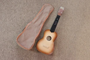 Vintage Regal Ukulele - Chicago w/ bag - Picture 1 of 10