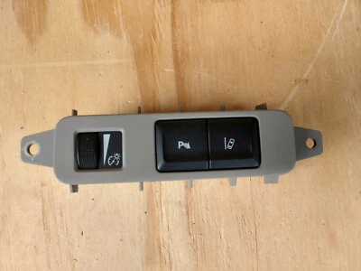 2013-2016 Cadillac ATS Parking Aid Proximity Switch 22846934 22846743 - Image 1 of 4