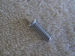 (1) VINTAGE ROGERS SWIVOMATIC KNOBBY SHELL MOUNT SET SCREW-1/4"- 20 x 5/8"-MINT! - Picture 1 of 2