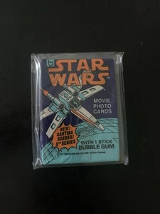 Topps Star Wars 1977 quinta serie uno paquete de cera sellado de fábrica auténtico - Imagen 1 de 2