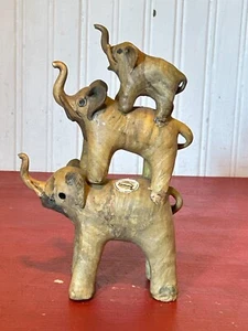 Nanco Crushed Oyster Stacked Trunks Up Elephants Figurine Made in Philippines - Picture 1 of 8