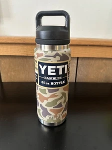 Botella YETI Bronceada Camuflaje 🦆 26 OZ Chug Rambler Equipo de Garaje Exclusivo Nuevo con Etiquetas 2024. - Imagen 1 de 3