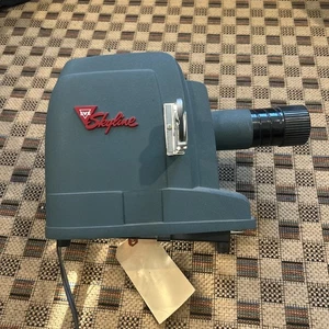 Vintage SVE Skyline Slide Projector 200B Bulb TESTED Works Excellent Condition - Picture 1 of 7