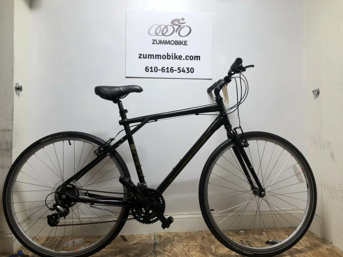 GT Traffic 4.0 Hybrid Bike, 21.5” Frame, 700x40c Schwalbe Tires