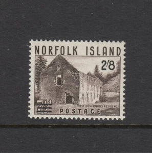 NORFOLK ISLAND: 1960 Surcharges 2/8d on 7½d Sepia SG 39 MUH. - Picture 1 of 2
