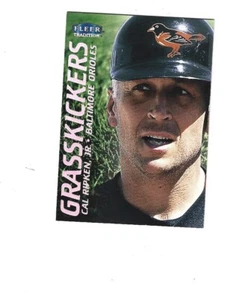 2000 Fleer Tradition Grasskickers #GK7 Cal Ripken ORIOLES - Bild 1 von 1