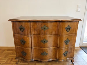 Kommode Rokoko / Barock ca. 1760 Eiche, geschwungene Front TOP Zustand - Bild 1 von 7