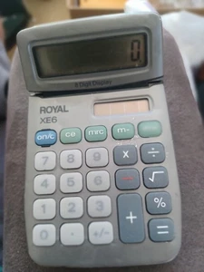 Royal XE6 8 DIGIT DISPLAY CALCULATOR - Picture 1 of 2