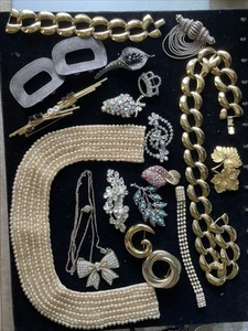 Vintage Schmuck Konvolut Musi Strass Kunstperlen Halsband Brosche Halskette #6211 - Bild 1 von 12